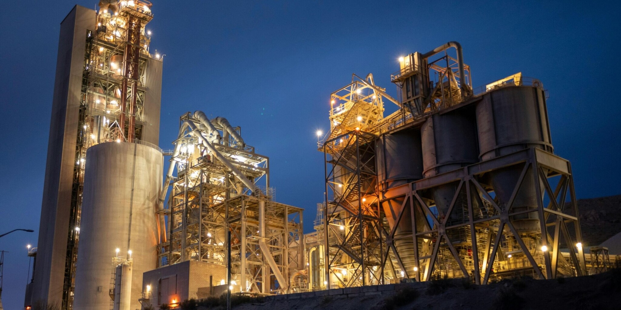 Control de Cintas Transportadoras y Tolvas de Alimentación en Procesos Industriales