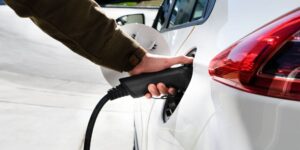 Conectividad LTE segura para estaciones de carga de vehículos eléctricos (EV) distribuidas